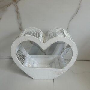 Osłonka serce z siatki biała 30×25×12,5 cm z wkładką foliową