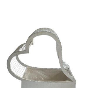 Osłonka Serce białe z siatką – kosz dekoracyjny 30 cm (1 szt.)